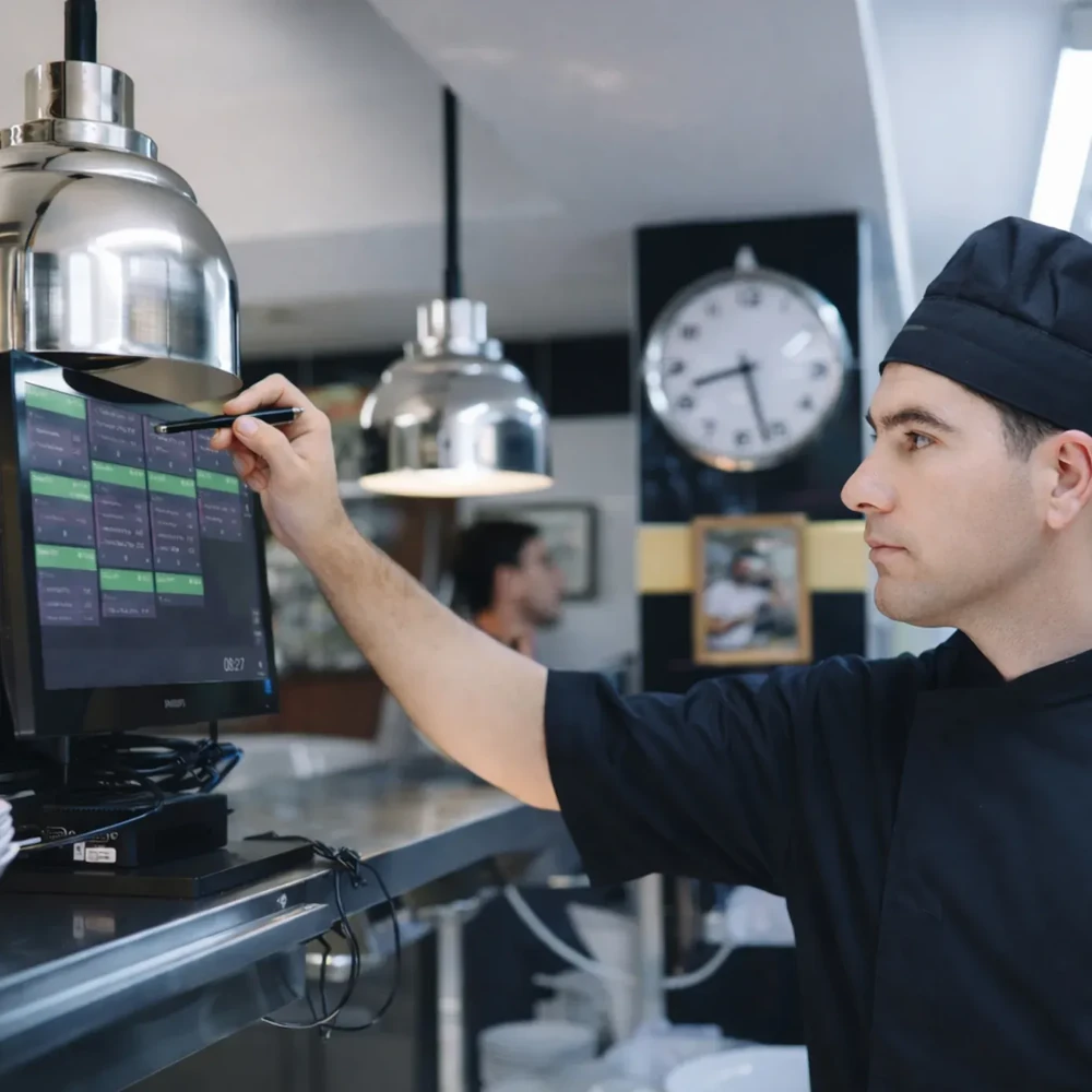 Till functionality on the Eposbuddy Touch Kitchen app